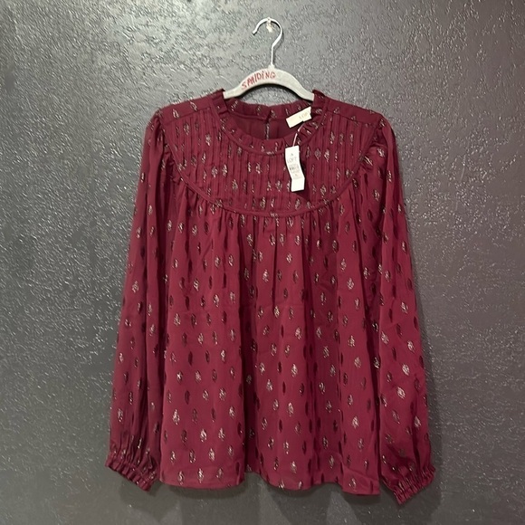 LOFT Maroon Geo Clip Pleated Yoke Blouse Size XL NWT - Picture 1 of 6